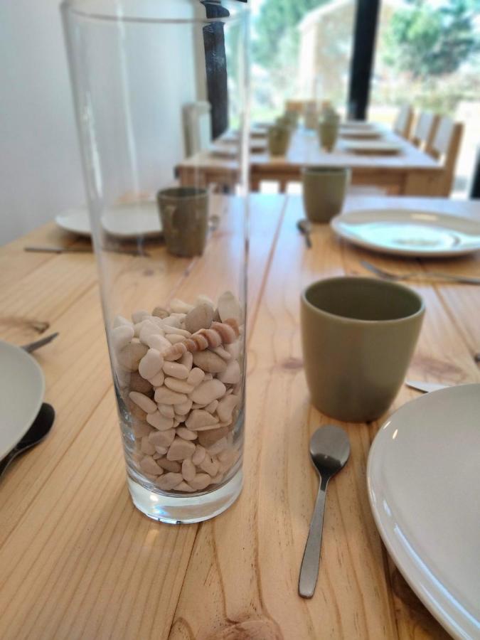 Anam Cara House Hostel Serantes  ภายนอก รูปภาพ