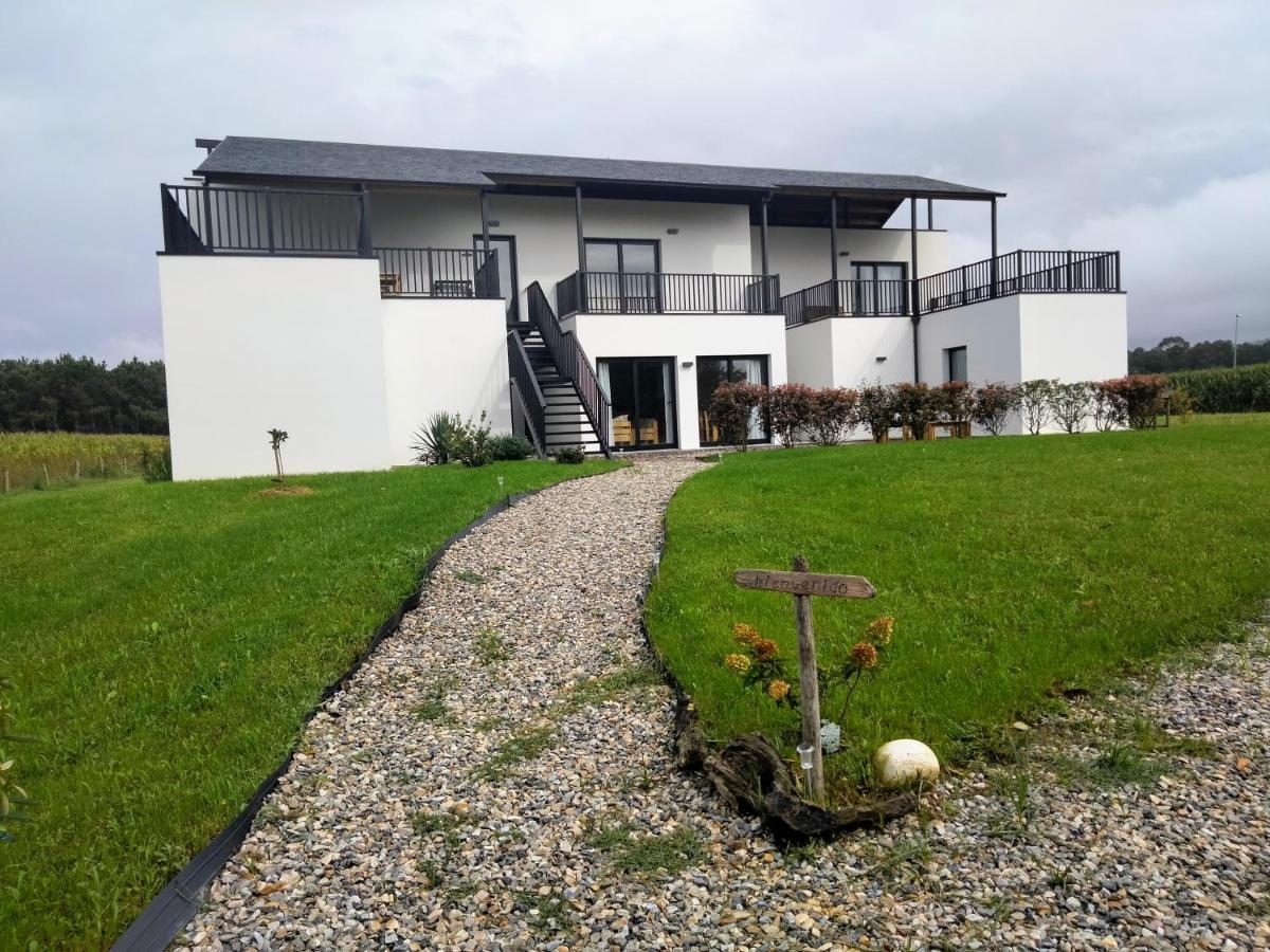Anam Cara House Hostel Serantes  ภายนอก รูปภาพ